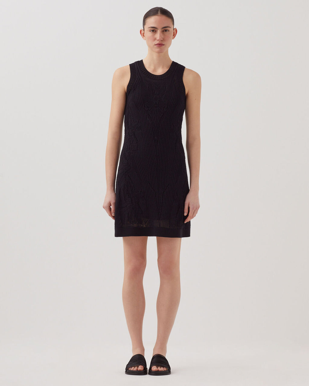Robe courte en crochet à motif floral - H091 BLACK BEAUTY - 1