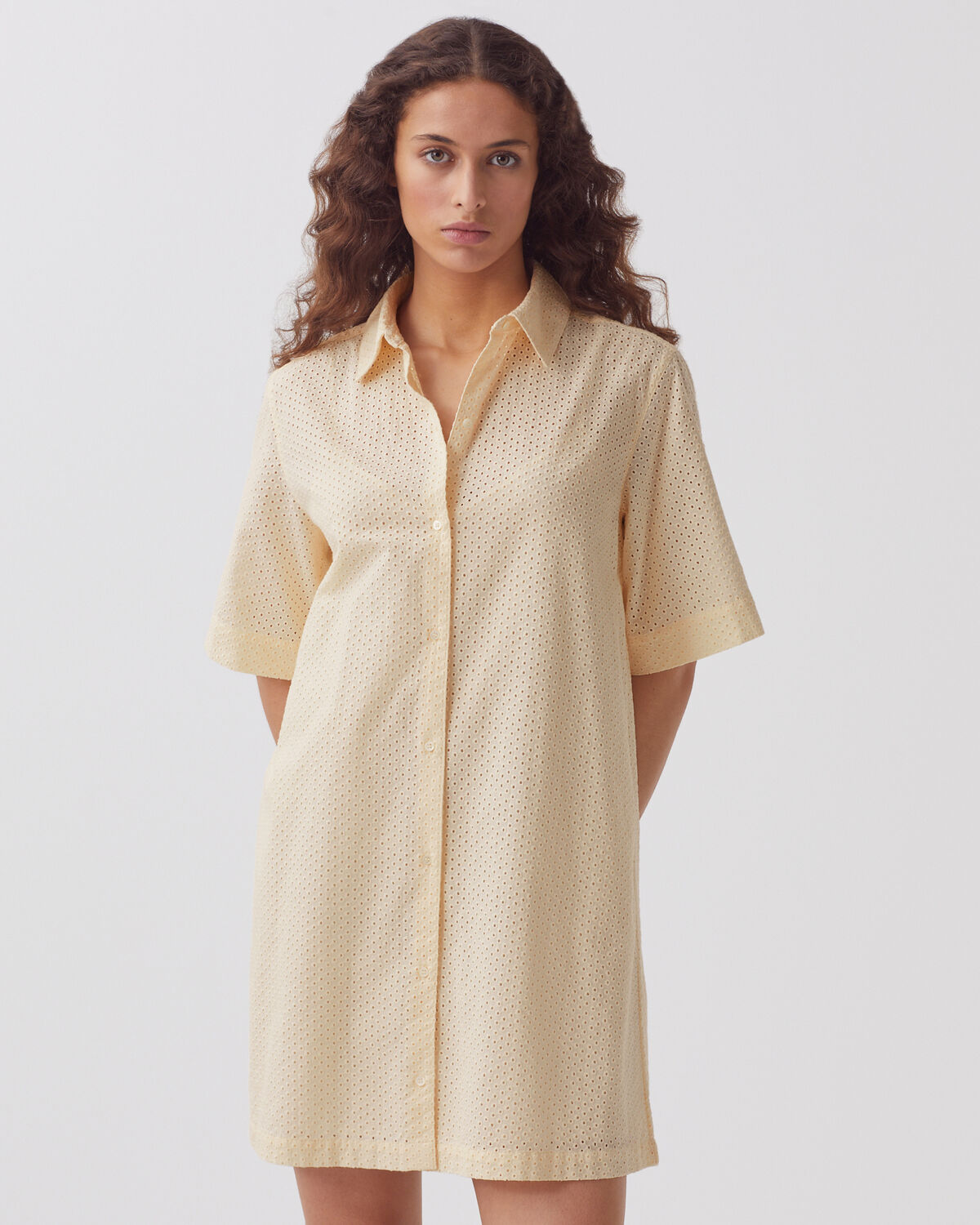 Robe chemise courte brodée en coton - H013 GARDENIA - 1
