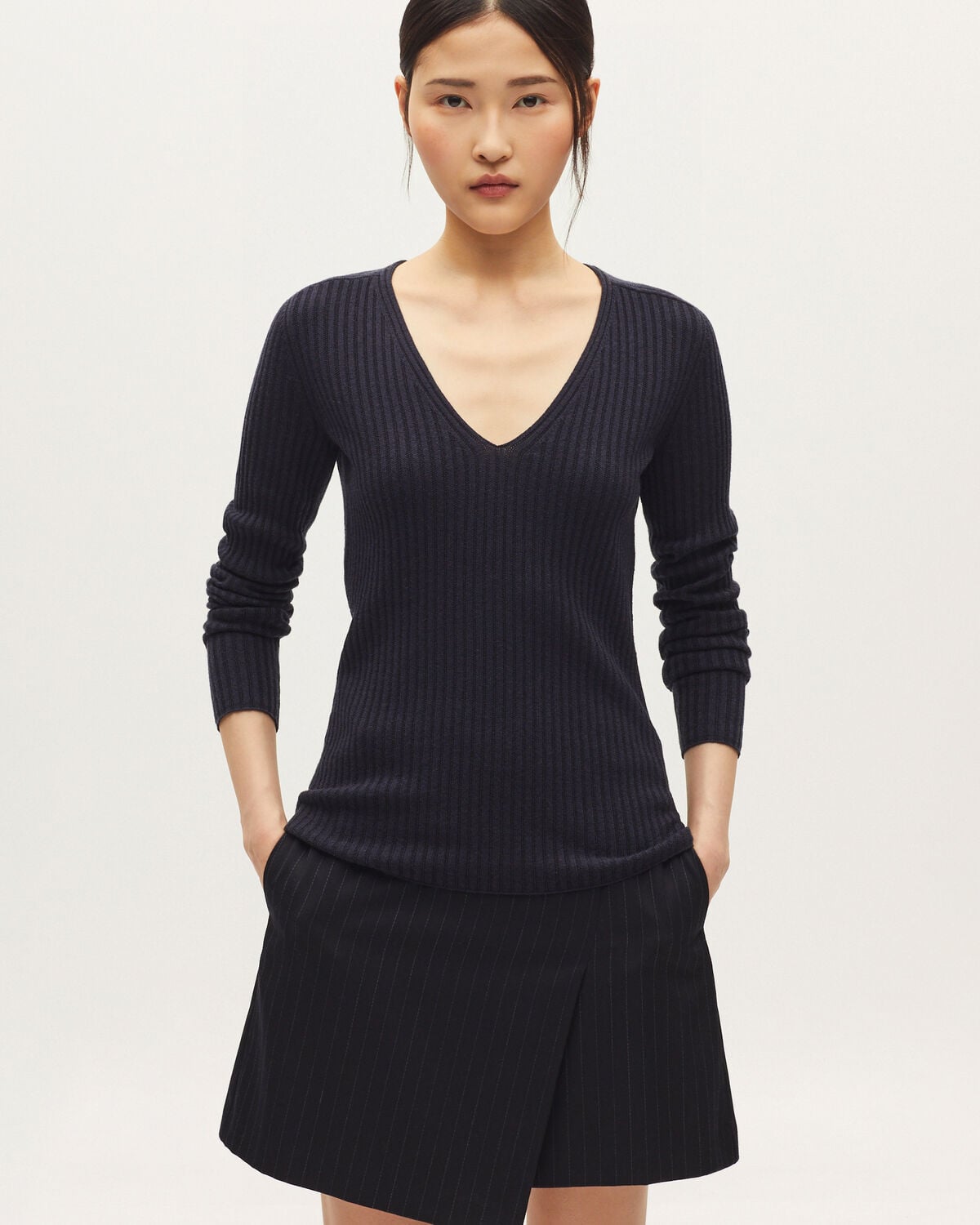 Pull col V en laine mérinos - H695 NIGHT SKY - 1