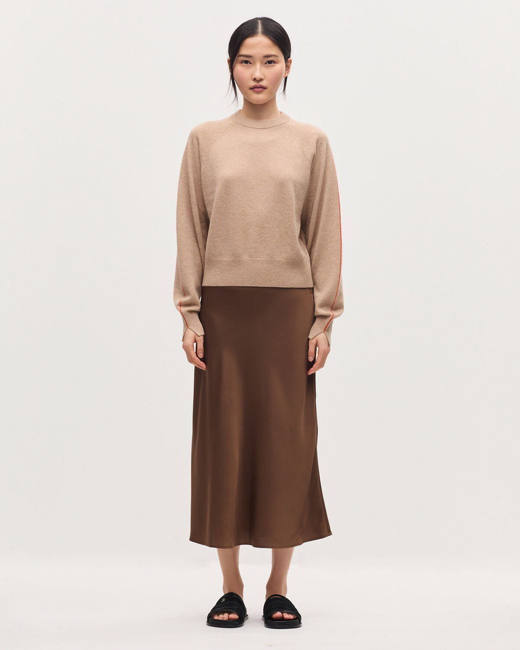 Jupe midi fluide satinée - K380 FUDGE BROWN - 1