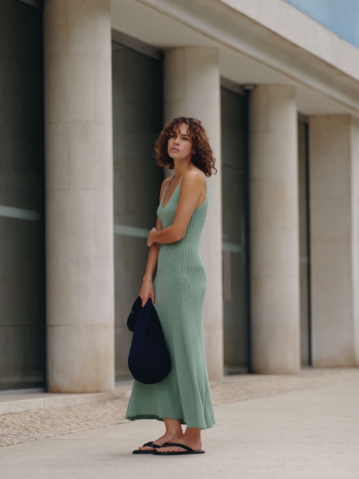 Robe longue en maille côtelée - L512 GREEN IVY - 1