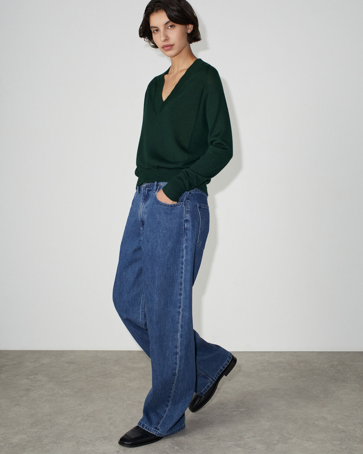 Pull col V en laine mérinos et soie - M590 VERT FONCE - 1