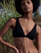 Haut de maillot de bain triangle sans armatures paddé LAGON - Beauté noire - 1